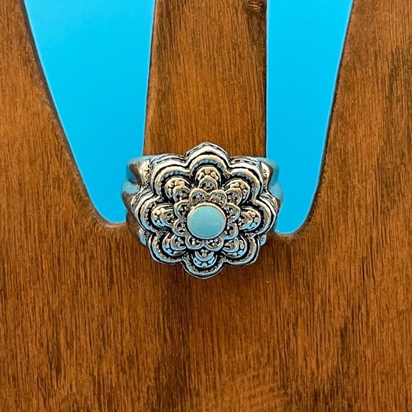 Jewelry - Silver‎ Tone Boho Southwestern Floral Mandala Turquoise Center Statement Ring 8